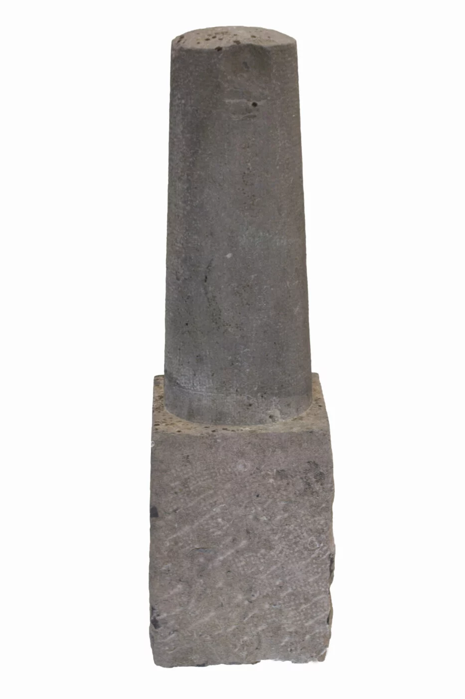 ancienne-Borne-pierre-bleue-reemploi