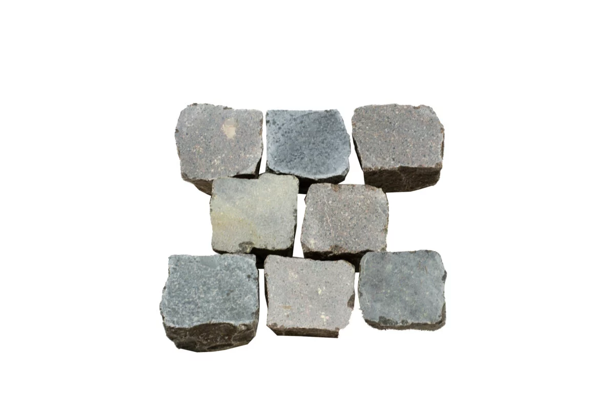 paves-scies-porphyre-carre